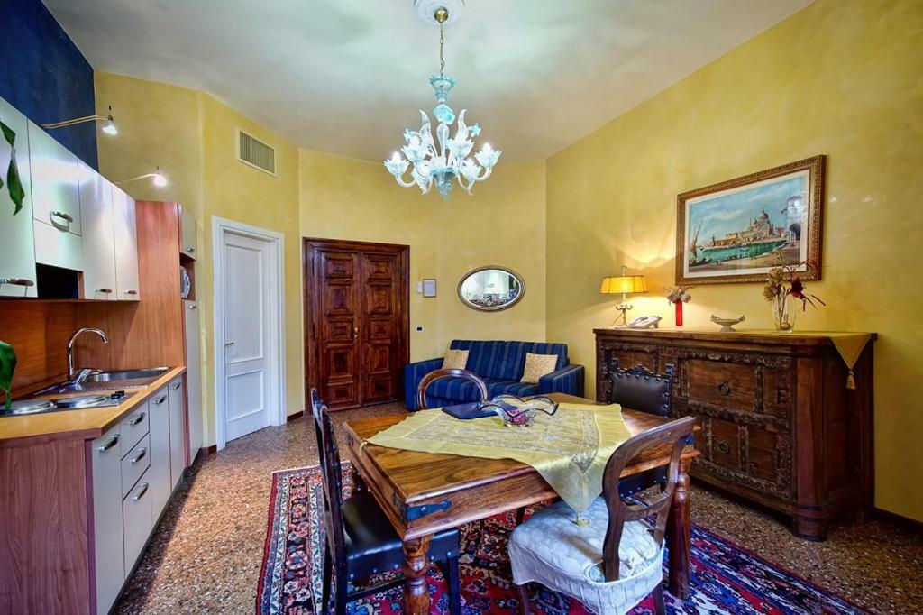 Residence Odoni เวนิส ภายนอก รูปภาพ